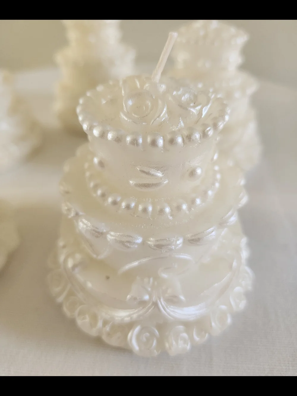 Elegant White Pearl Mini Cake Candle - Home Party Supplies